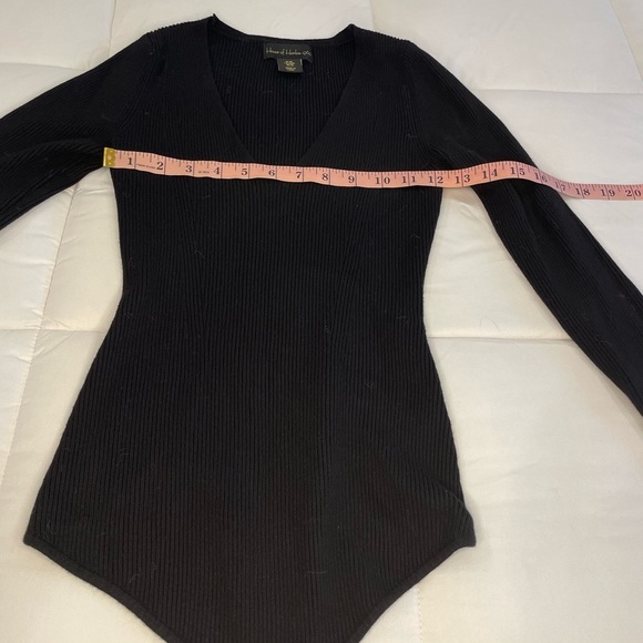 House of Harlow Black Ribbed Long Sleeved Bodysuit - Picture 8 of 10